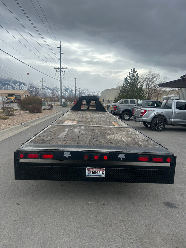 2007 Flat Bed Trailer