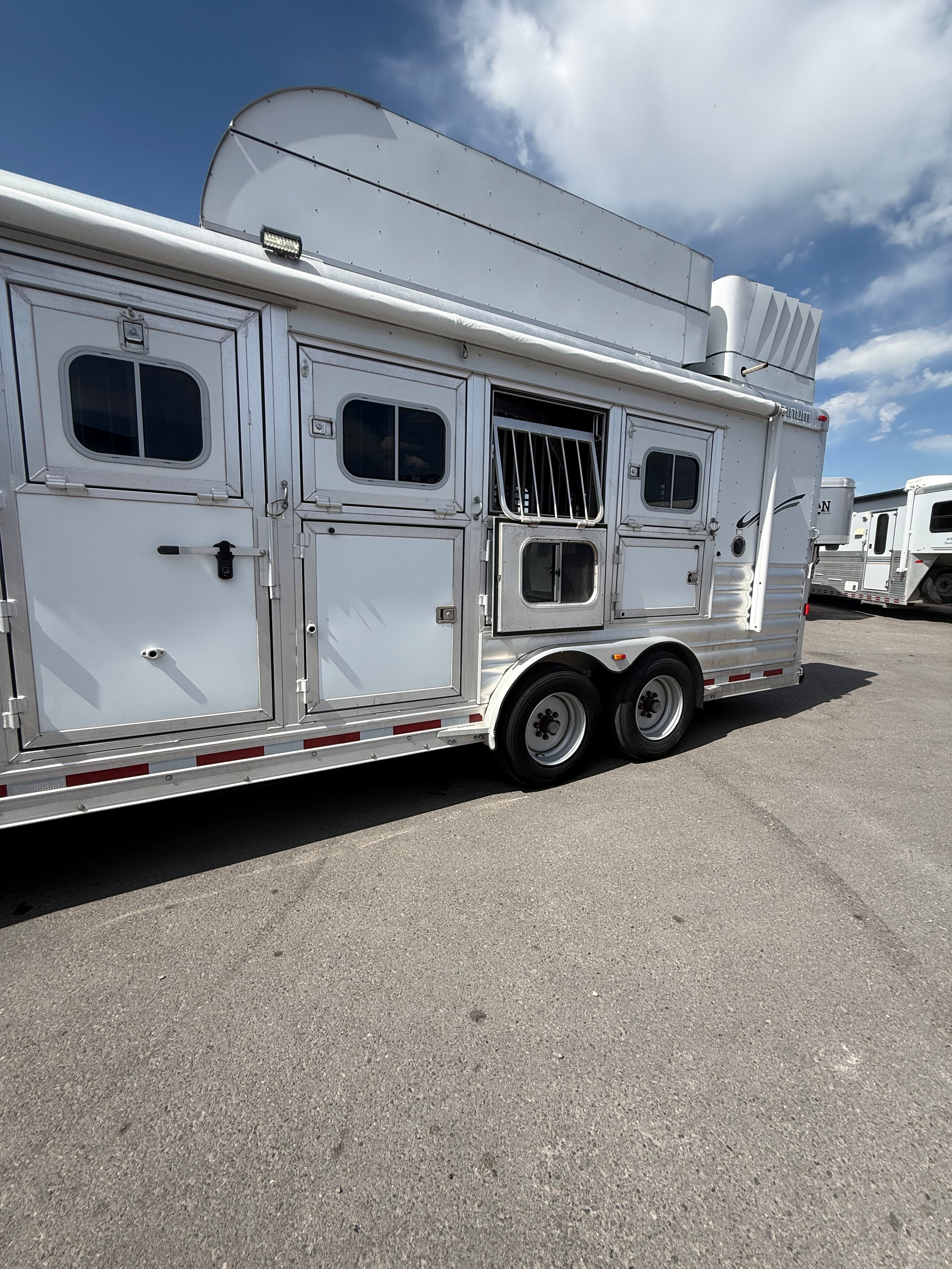 2015 Platinum 4 Horse Living Quarters #07399