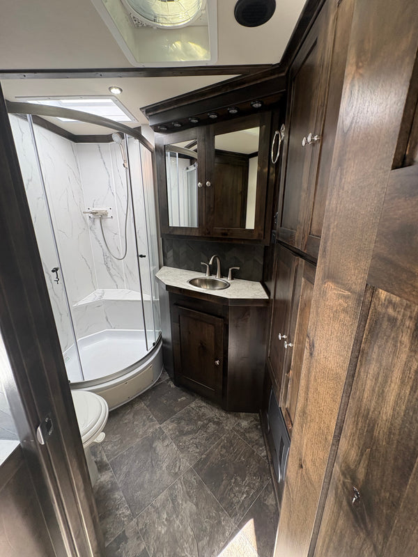 2025 Logan Coach Stock Combo LQ