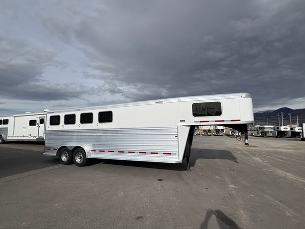 2018 Logan Coach 4 Horse Riot GN # 6278