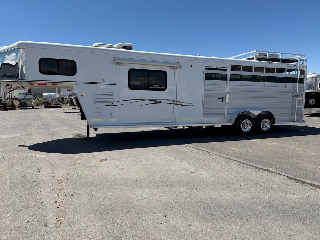 2017 Trails West Santa Fe Living Quarters
