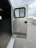 2006 Classic 5 Horse Goosneck