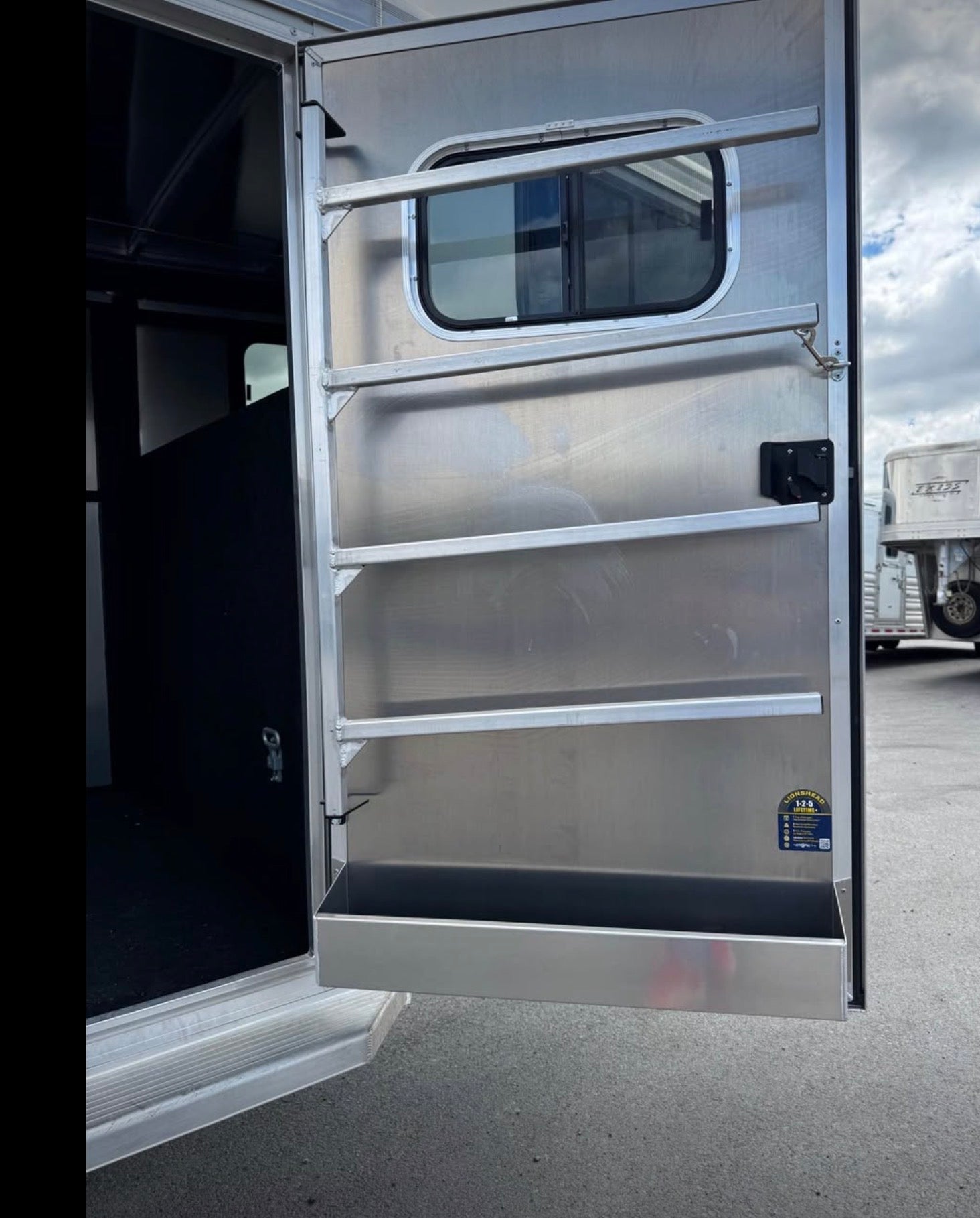 2025 Logan Coach 20’ Stock Combo #12966