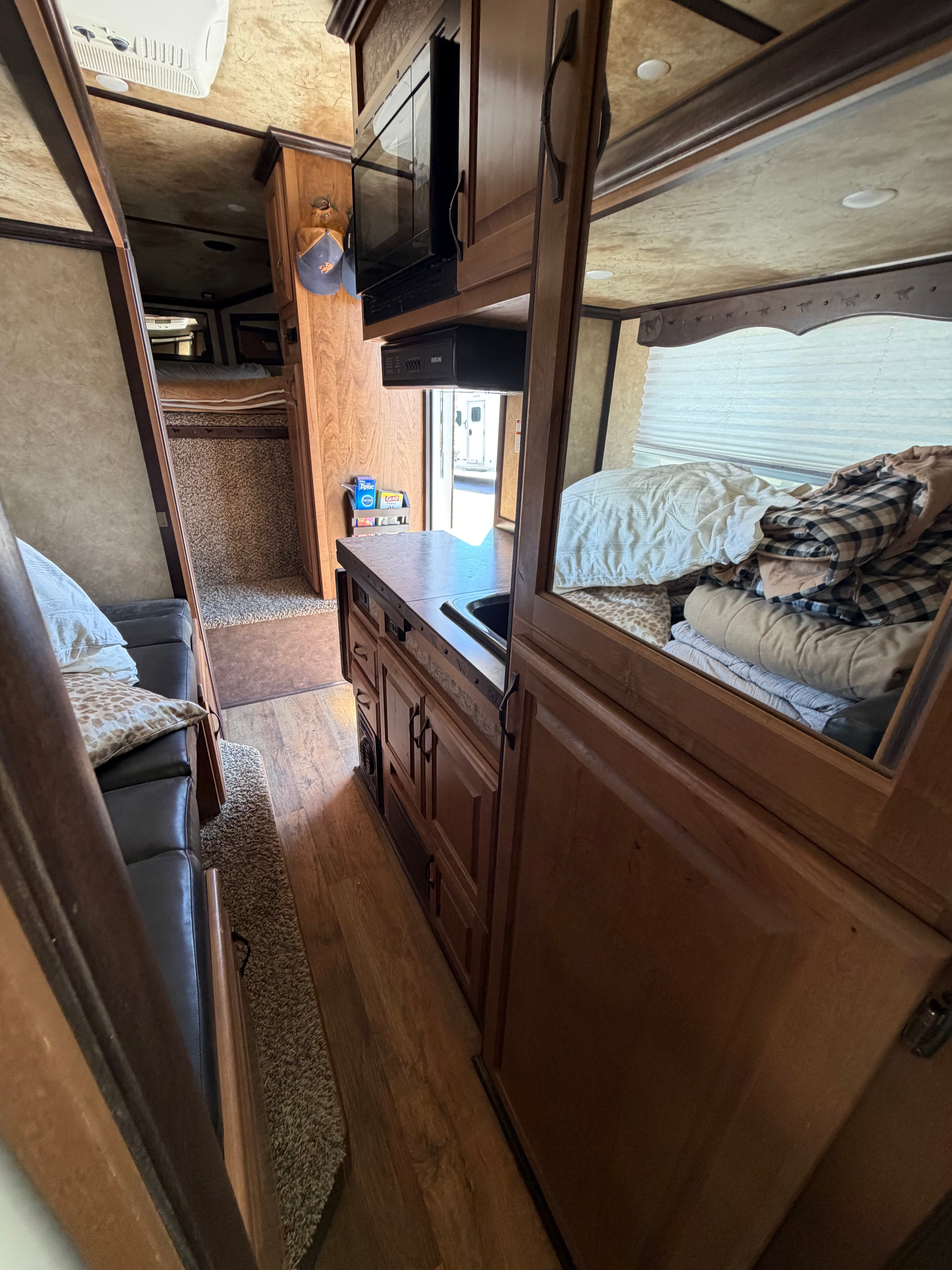 2017 Trails West Santa Fe Living Quarters