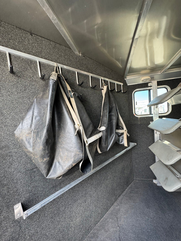 2003 Classic Monarch 4 Horse