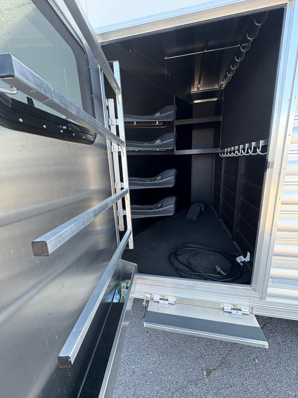 2025 Logan Coach Stock Combo LQ