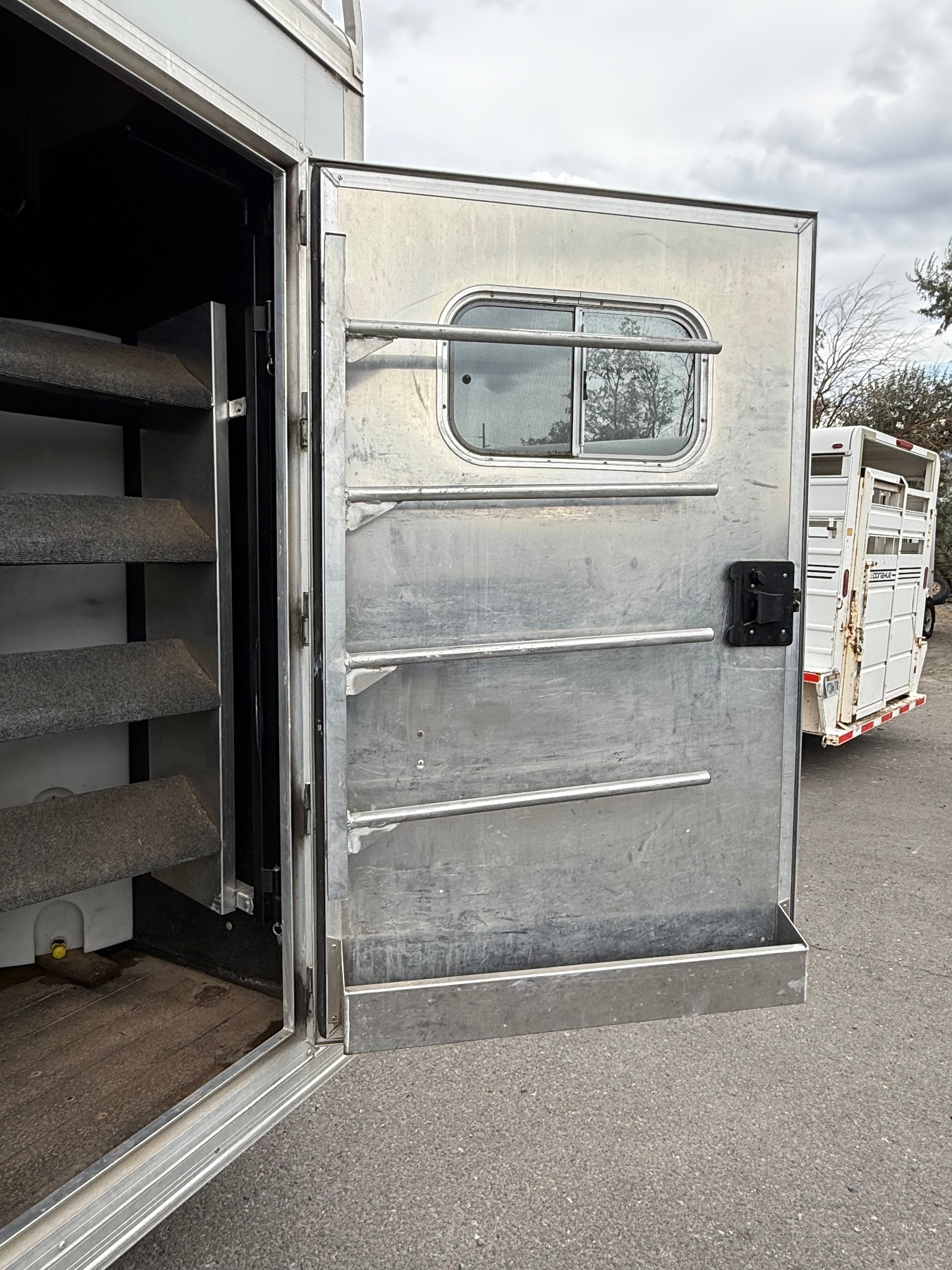 2012 3H Logan Coach Razor #72056