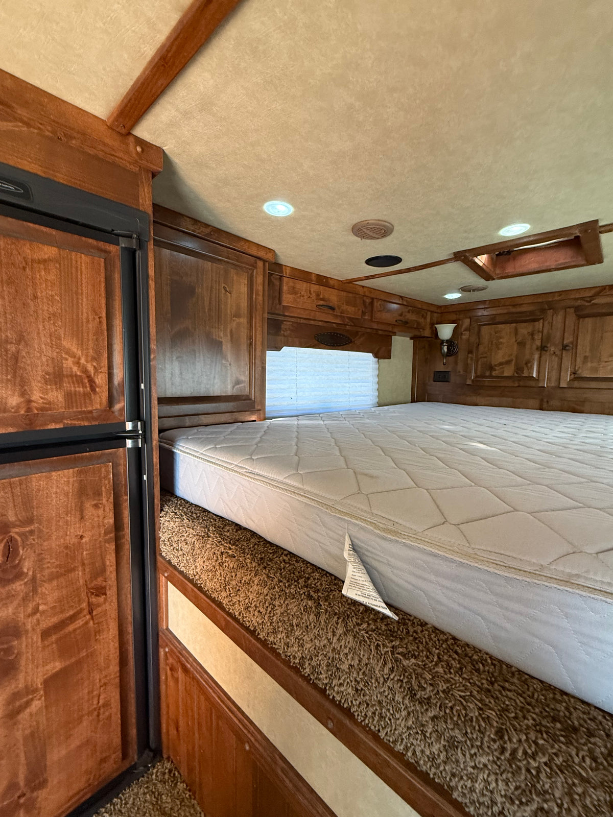 2011 Logan Coach 5H LQ #72042