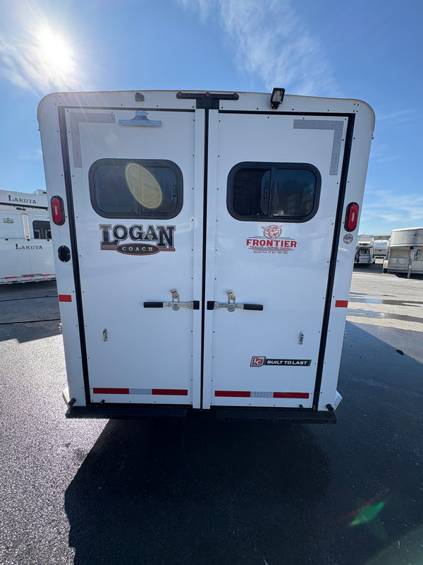 2025 Logan Coach Bullseye XL 6 Horse Gooseneck #13870