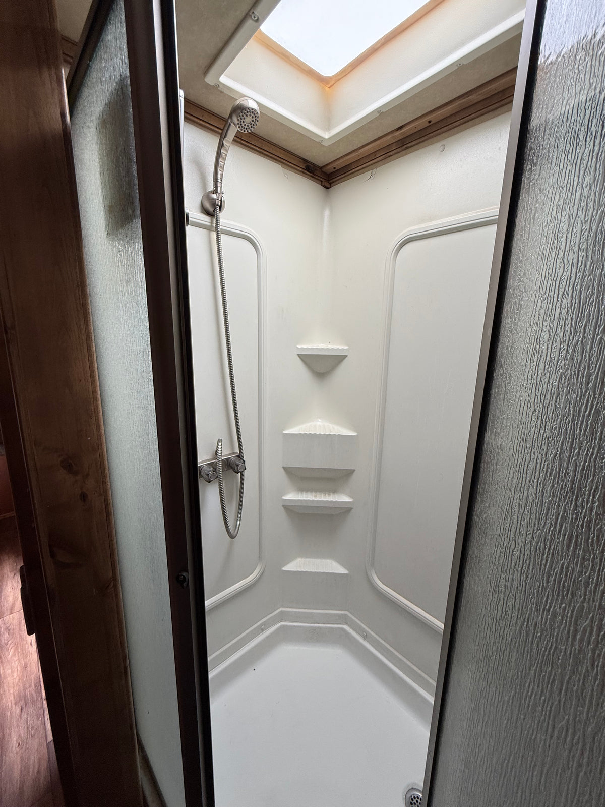 2012 3H Logan Coach Razor #72056