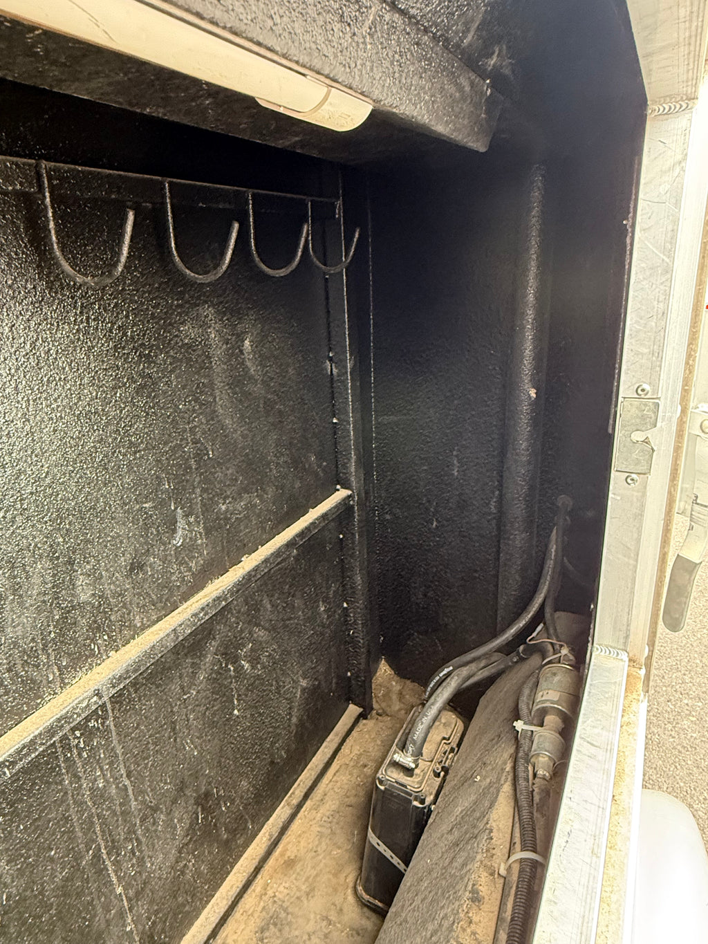 2012 3H Logan Coach Razor #72056