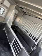 2004 Sundowner 3 Horse LQ #4281
