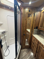 2022 Logan Coach Riot 4H LQ #09718