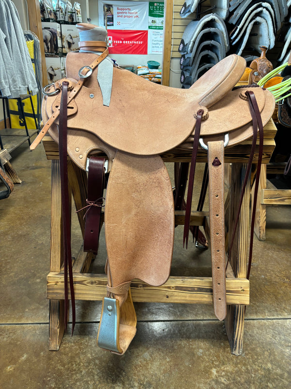 Wade Ranch Saddle 16in