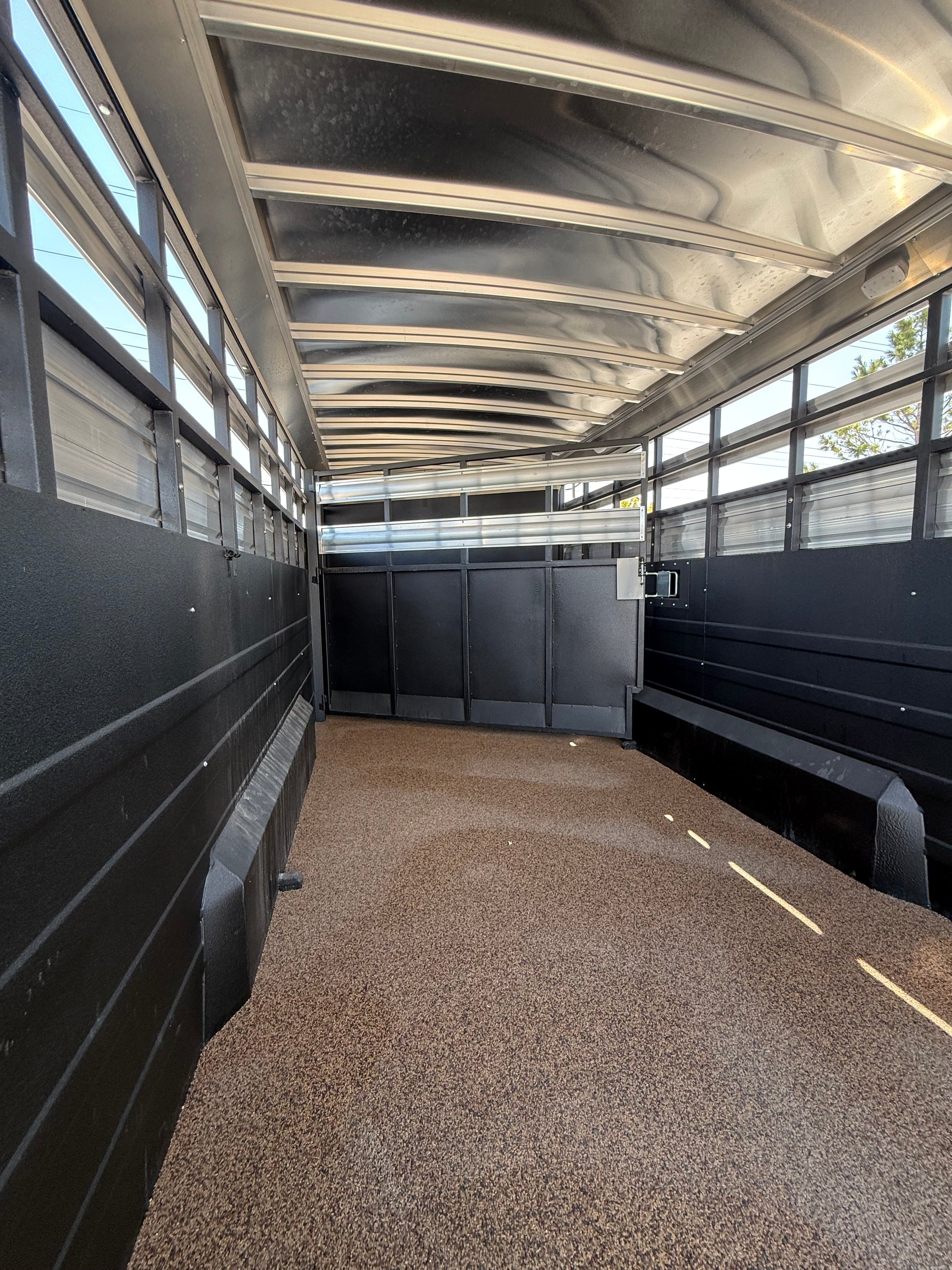 2026 Logan Coach 24’ Stockman T/T #14153