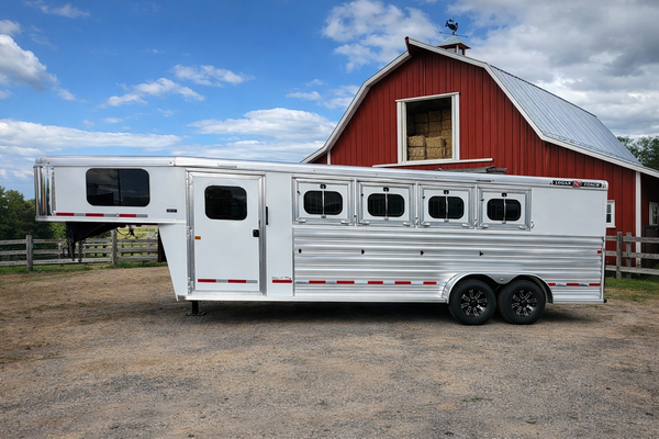 2026 Logan Coach Riot 4 Horse DMD #14158