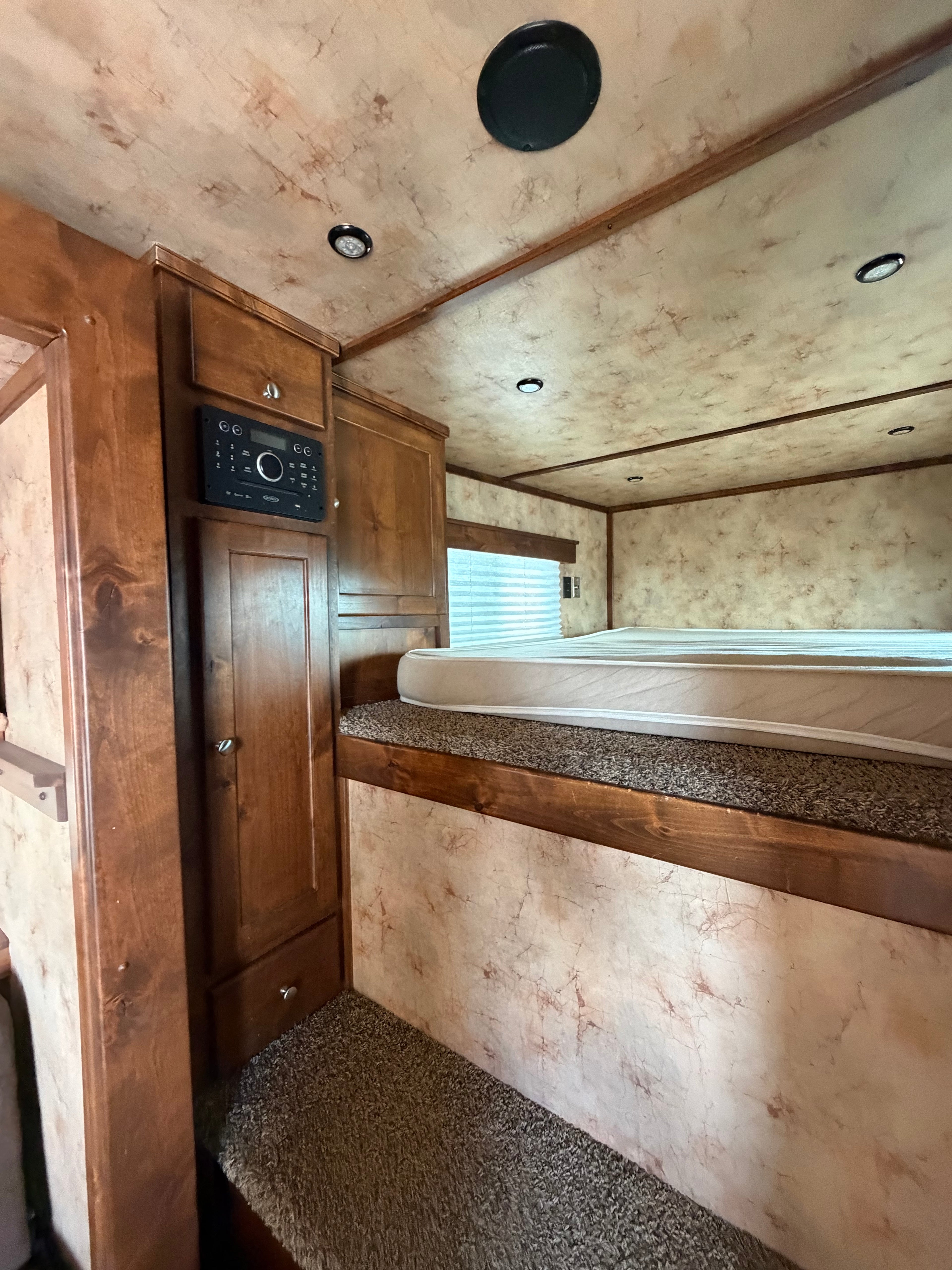 2016 Logan Coach Stock Combo LQ #4353