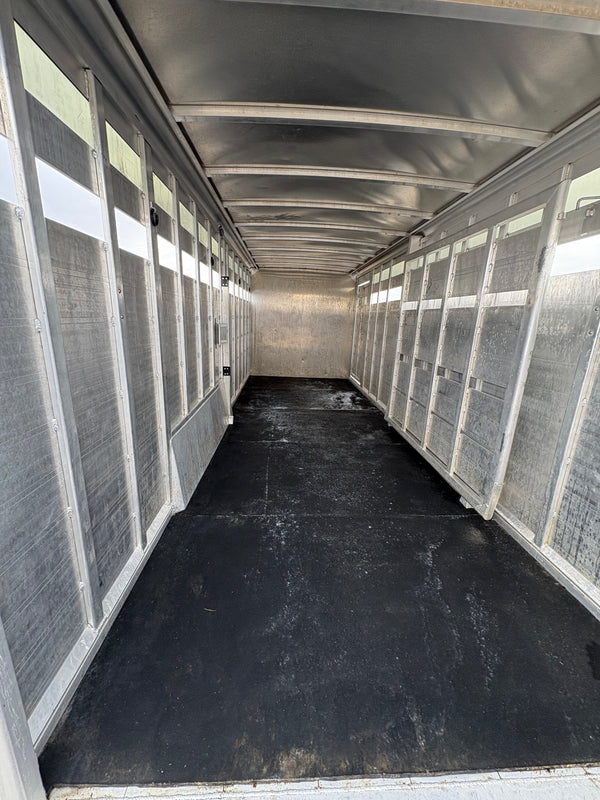 2024 Featherlite 24’ Stock Combo