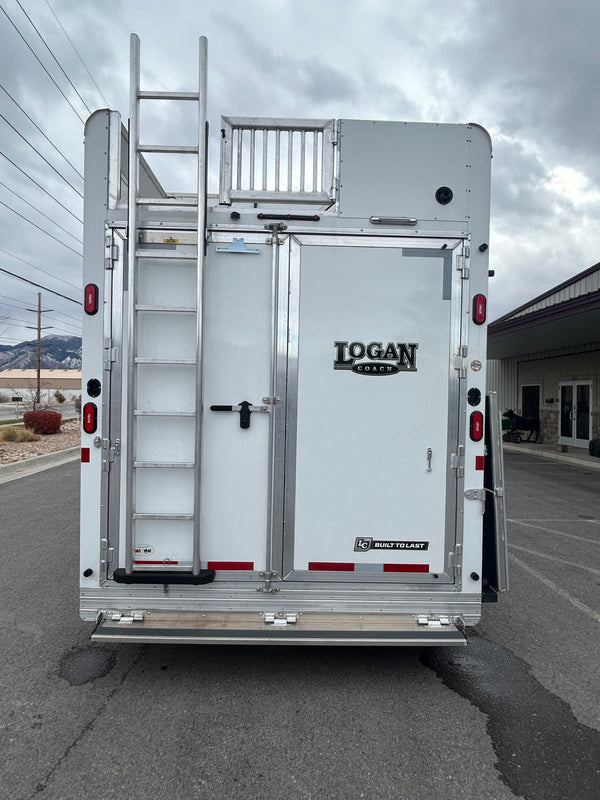 2024 Logan Coach Riot LQ #13124