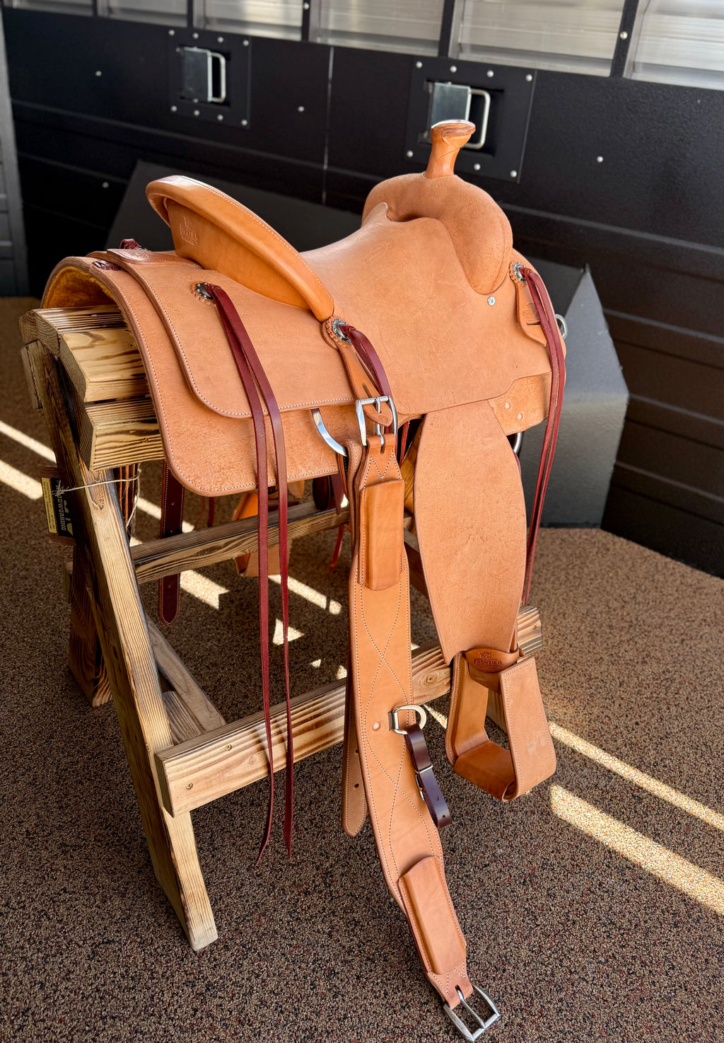 Frontier Natural Roughout 14.5” Team Roper Saddle