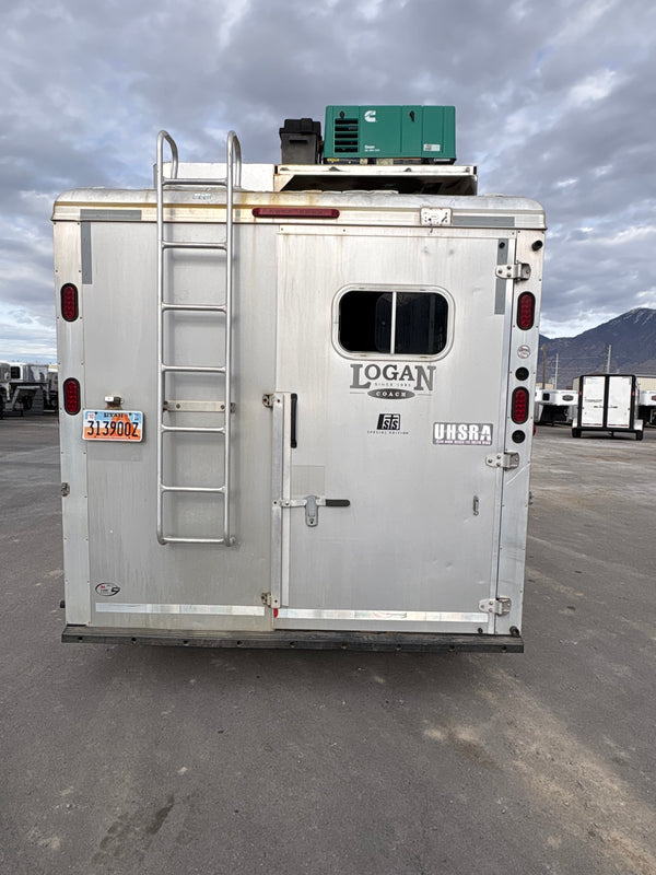 2011 Logan Coach 4 HR Razor LQ #72664