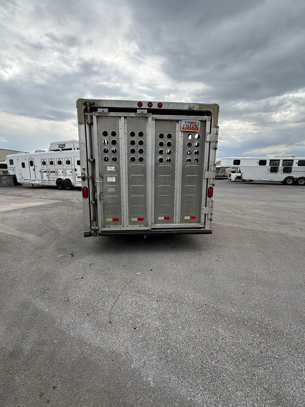 2009 24’ Merritt Stock Trailer