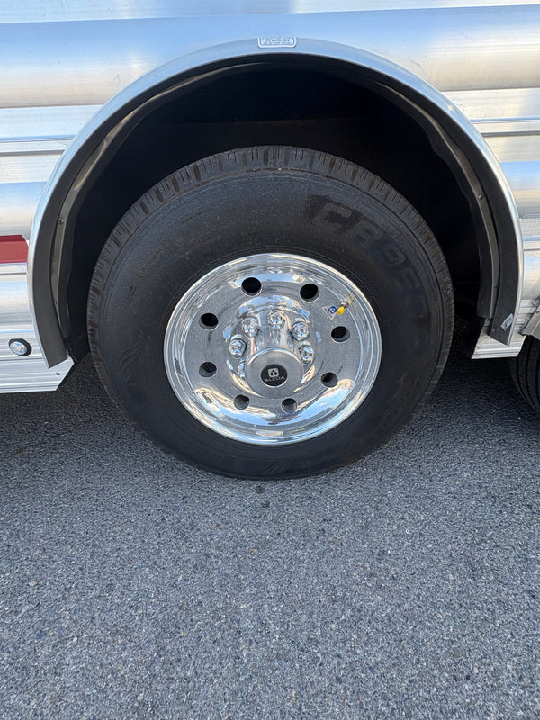 2025 Logan Coach Stock Combo LQ