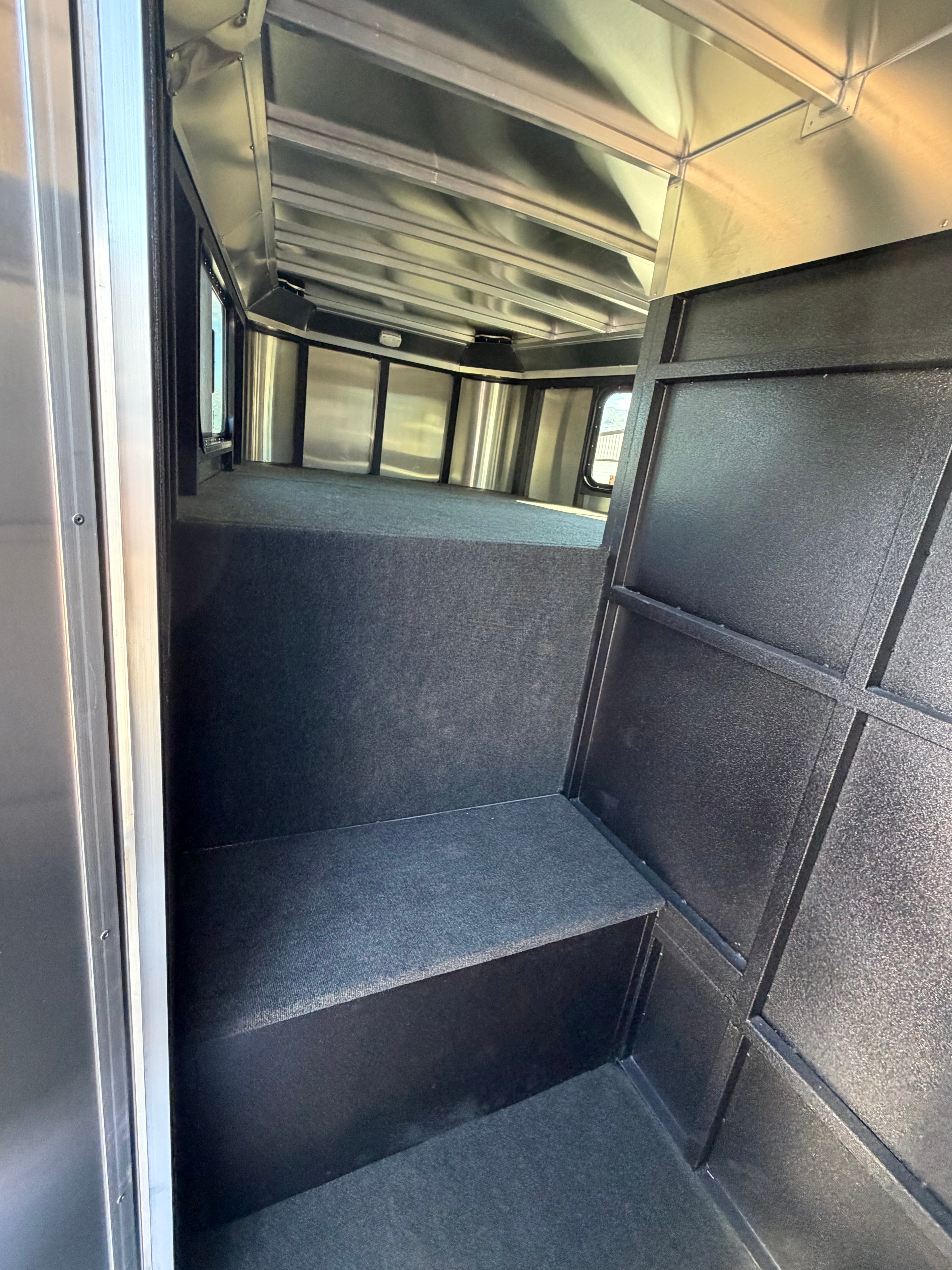 2026 Logan Coach 24’ StockCombo T/T #14311