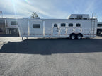 2026 Logan Coach Riot 4 Horse LQ #14002