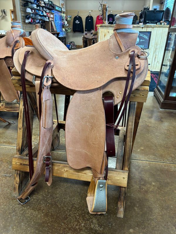 Wade Ranch Saddle 16in