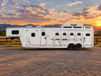 2016 Logan Coach Riot 4 Horse LQ #04074