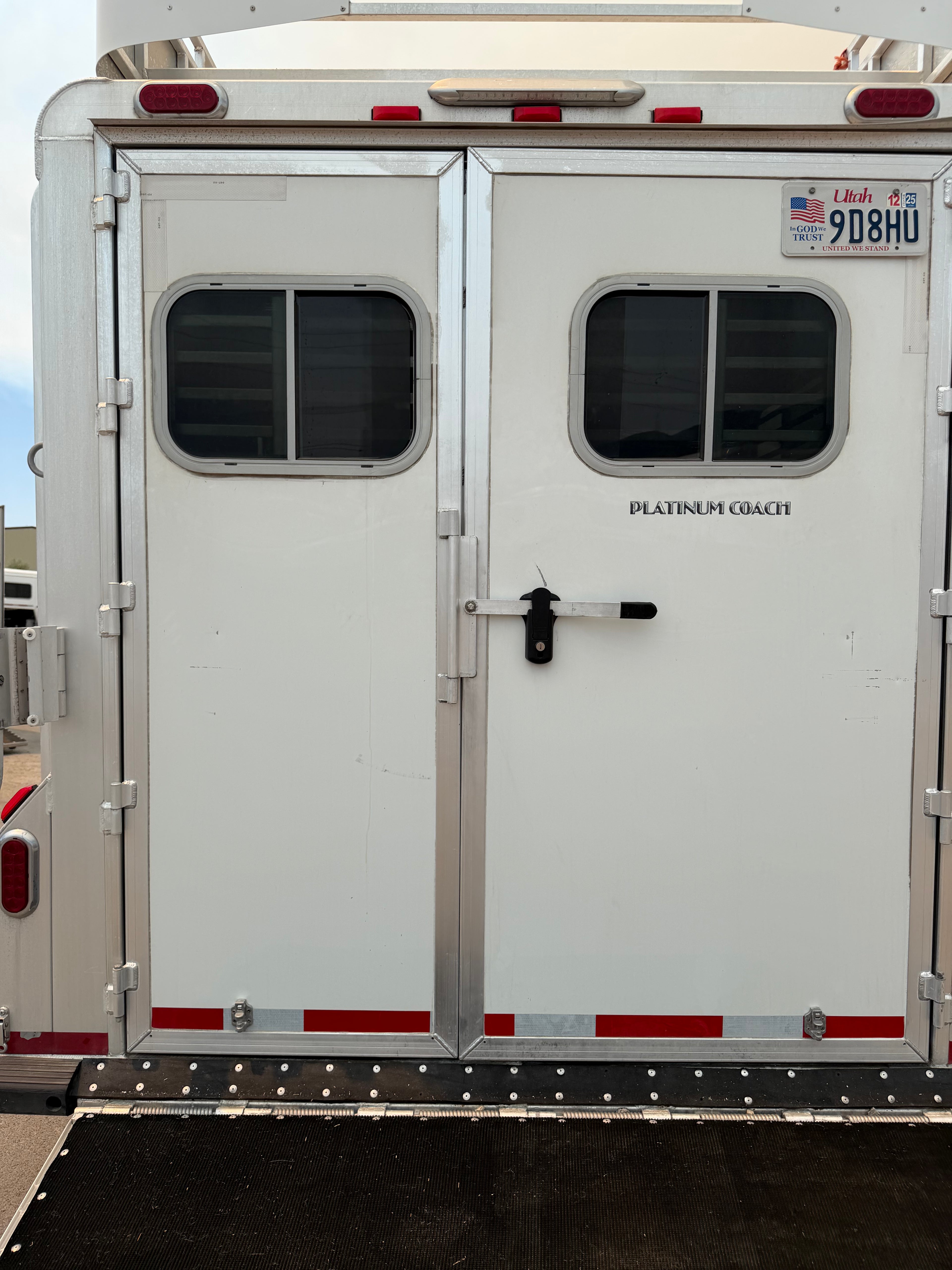 2018 Platinum 4 Horse Gooseneck