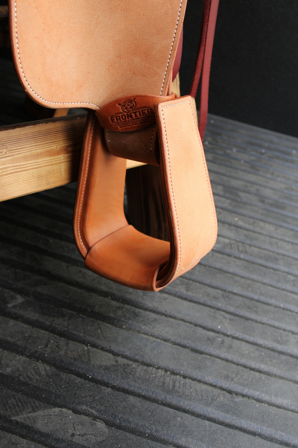 Frontier Natural Roughout 14.5'' Roper Saddle