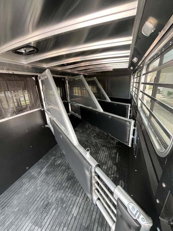 2025 Logan Coach Bullseye XL 4H #13692