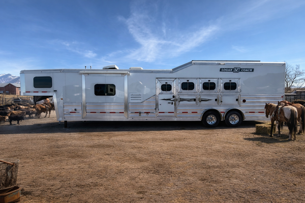 2026 Logan Coach Riot 4 Horse Living Quarters #14008