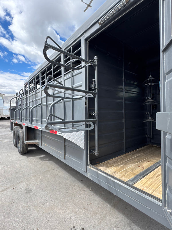2021 Swift Built 22’ Stock Trailer