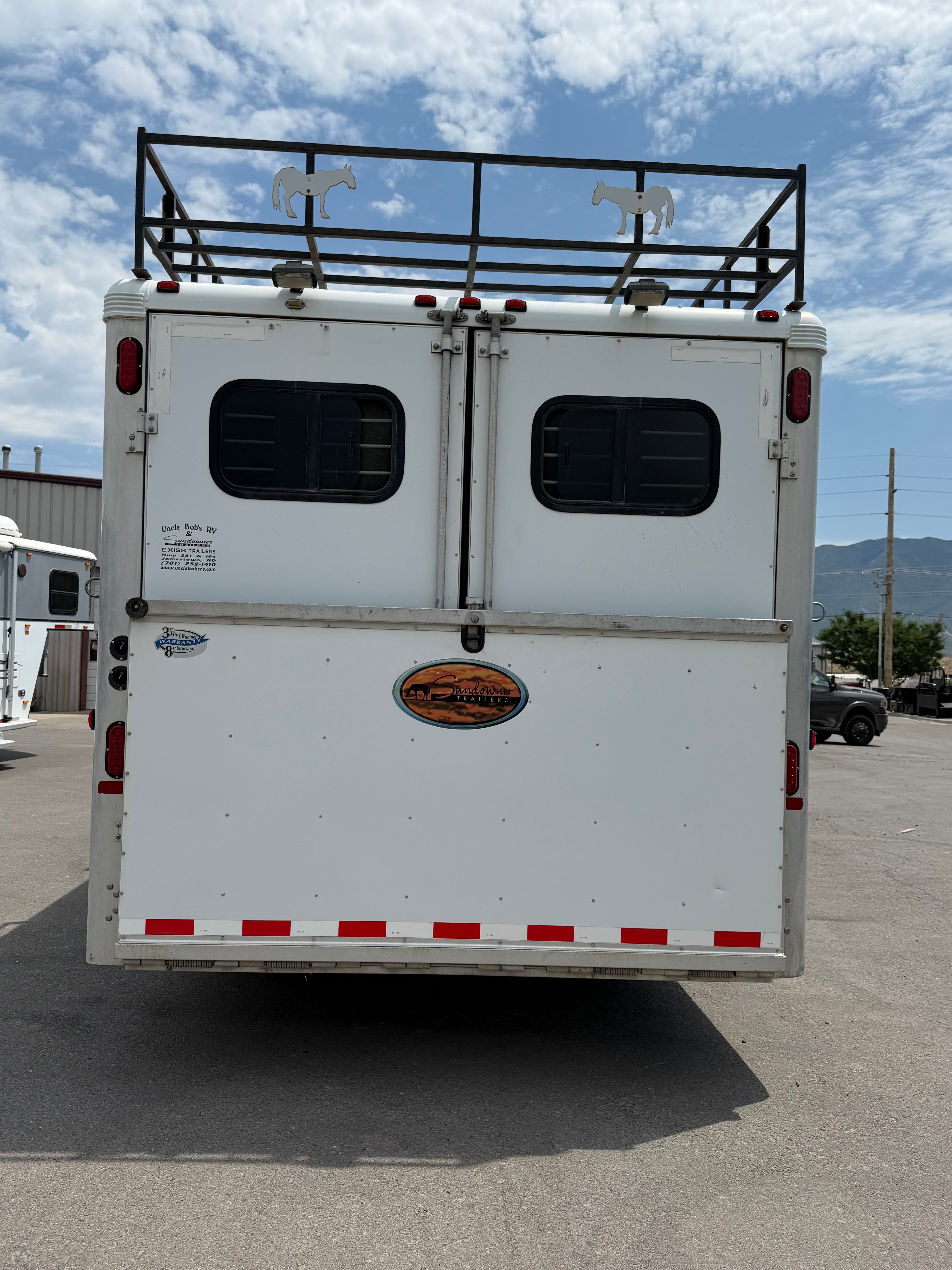 2004 Sundowner 6 Horse LQ #4288