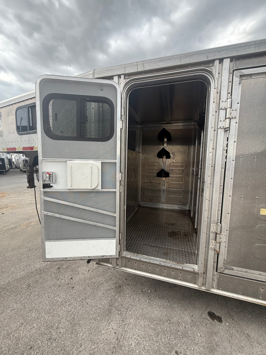 2009 24’ Merritt Stock Trailer