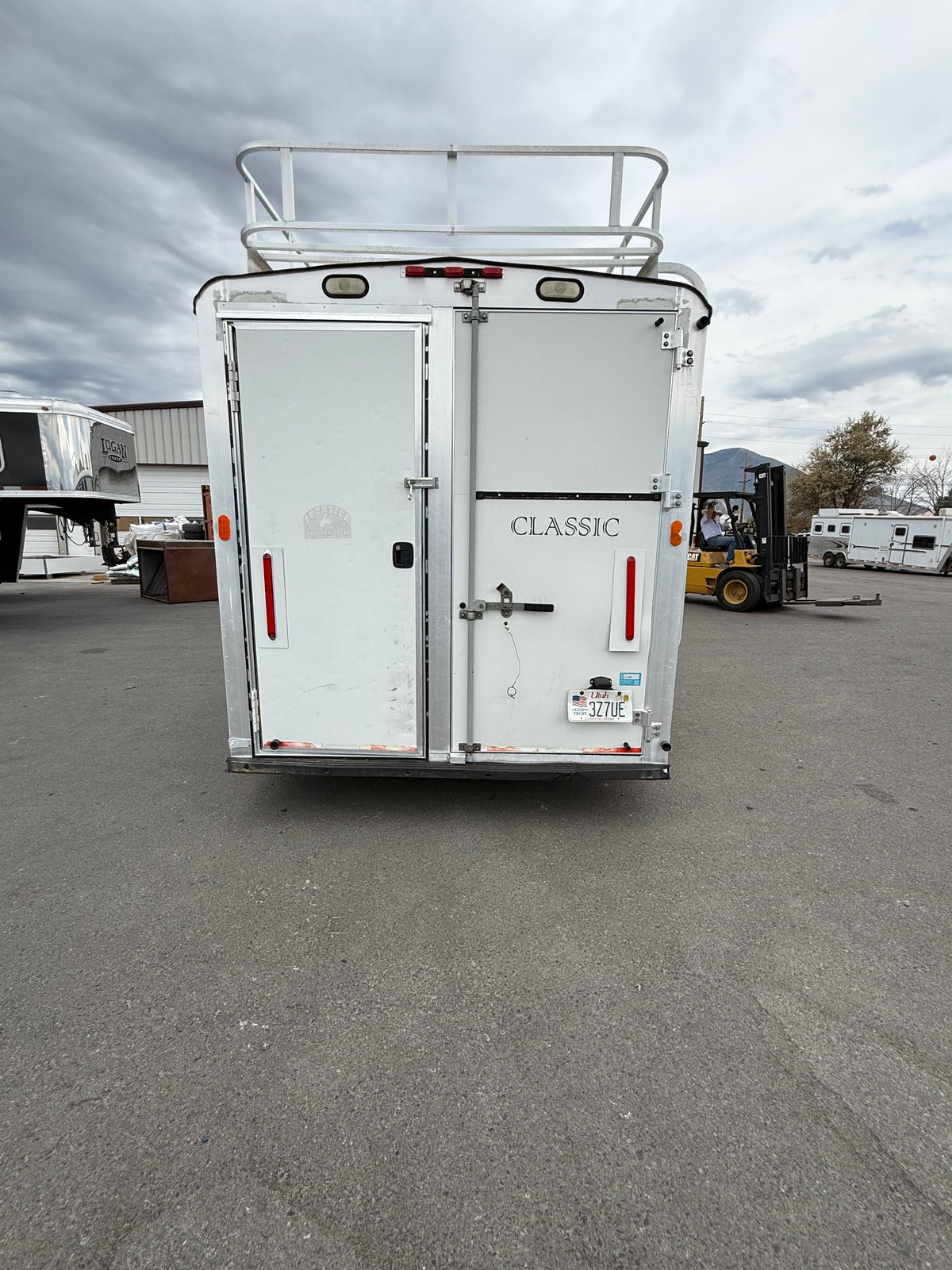 2004 4H Classic Trailer #18455