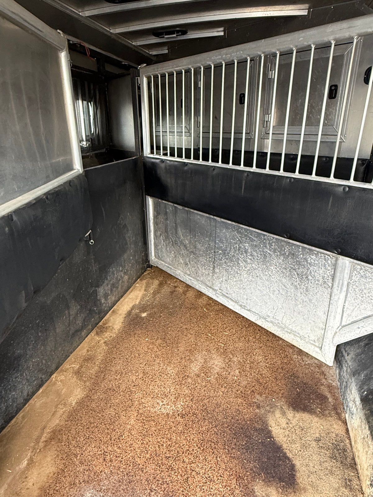 2012 3H Logan Coach Razor #72056