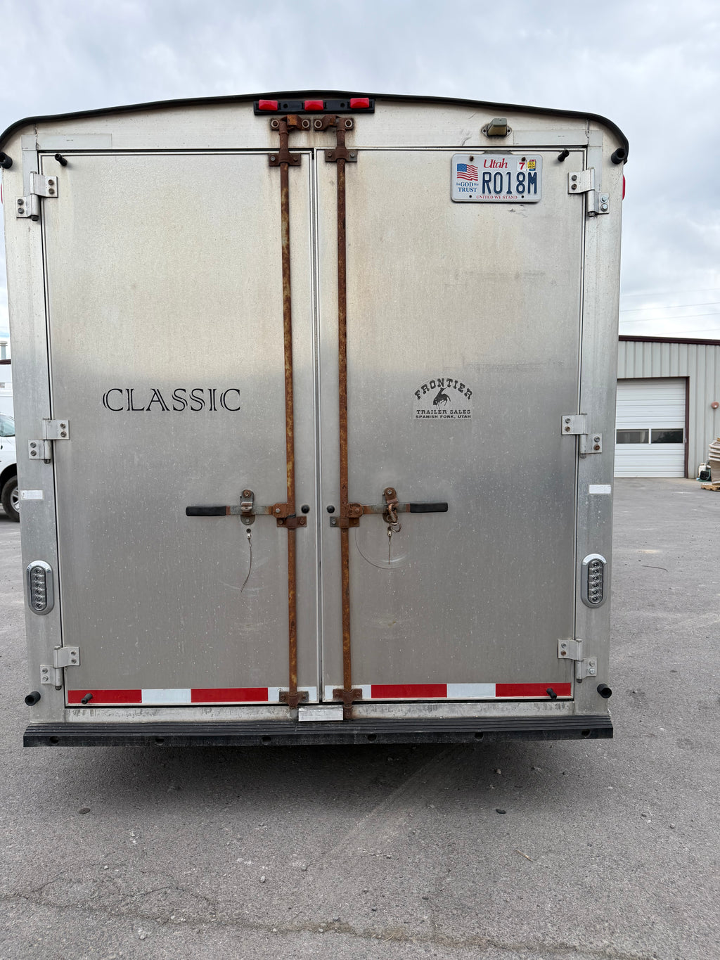 2006 Classic 5 Horse Goosneck