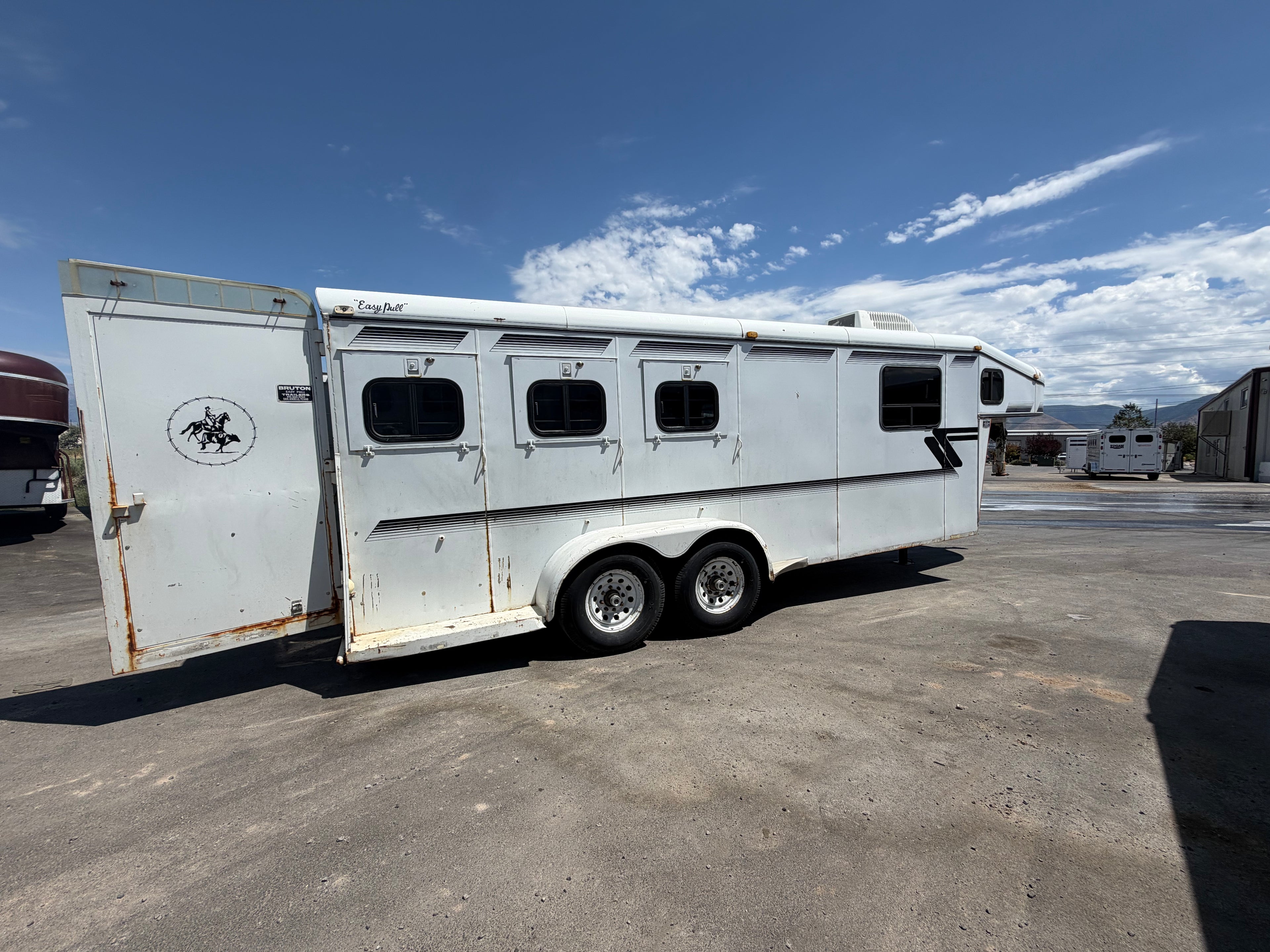 1997 Bruton Easy Pull 3 HR Gooseneck #4697