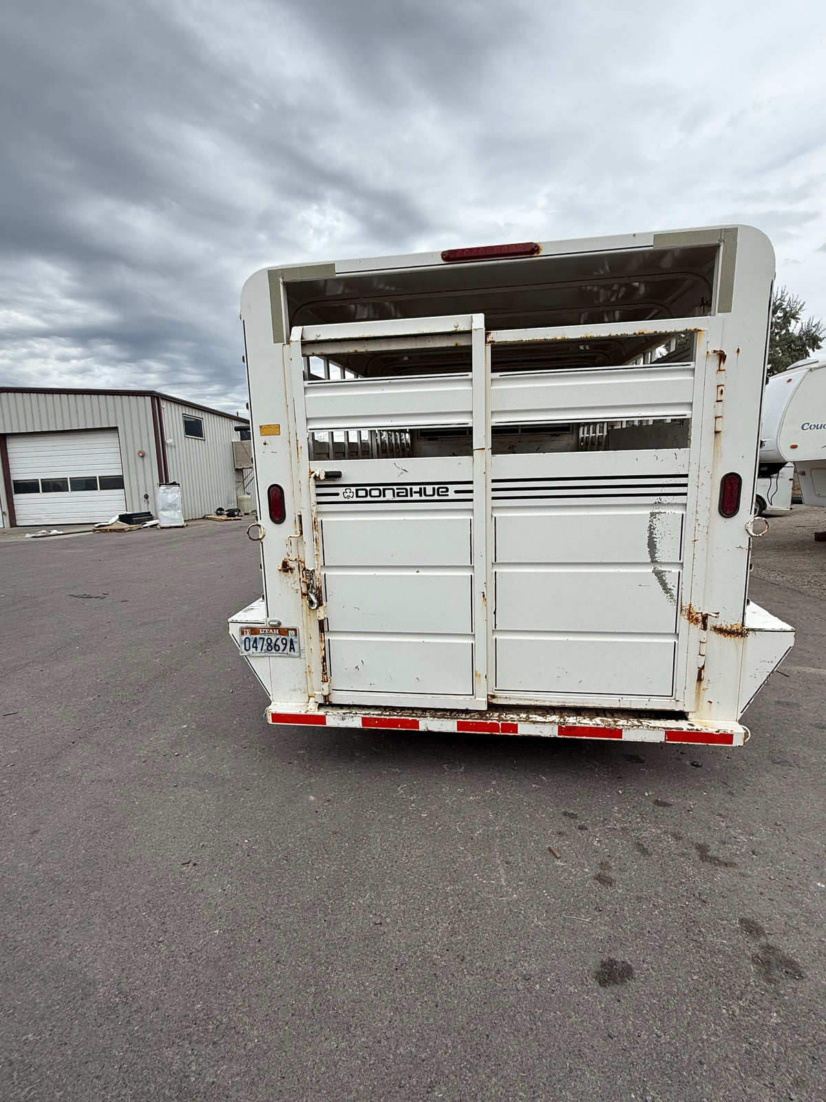 2009 Donahue Stock Trailer #21292