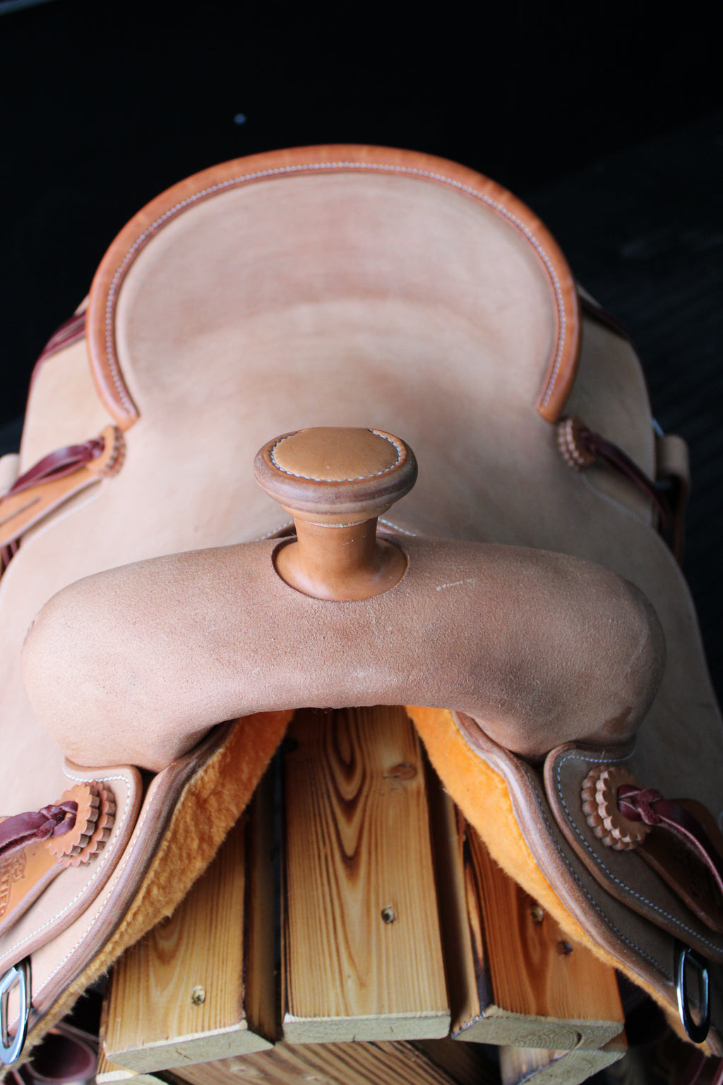 Frontier Natural Roughout 14.5'' Roper Saddle