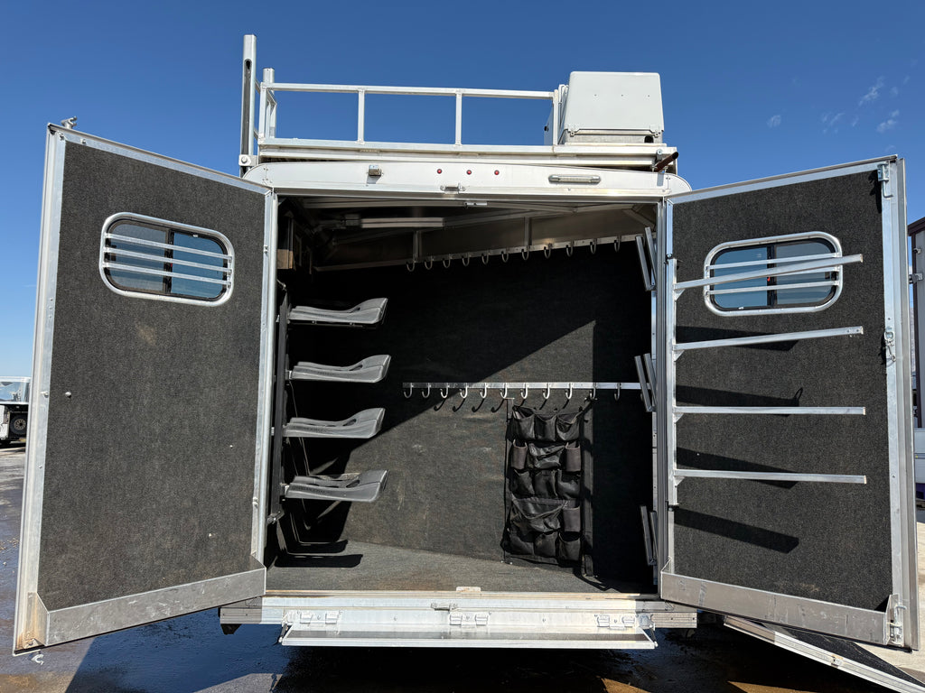 2022 Logan Coach Riot 4H LQ #09718