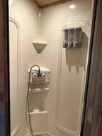 2004 Platinum 3 Horse Living Quarters