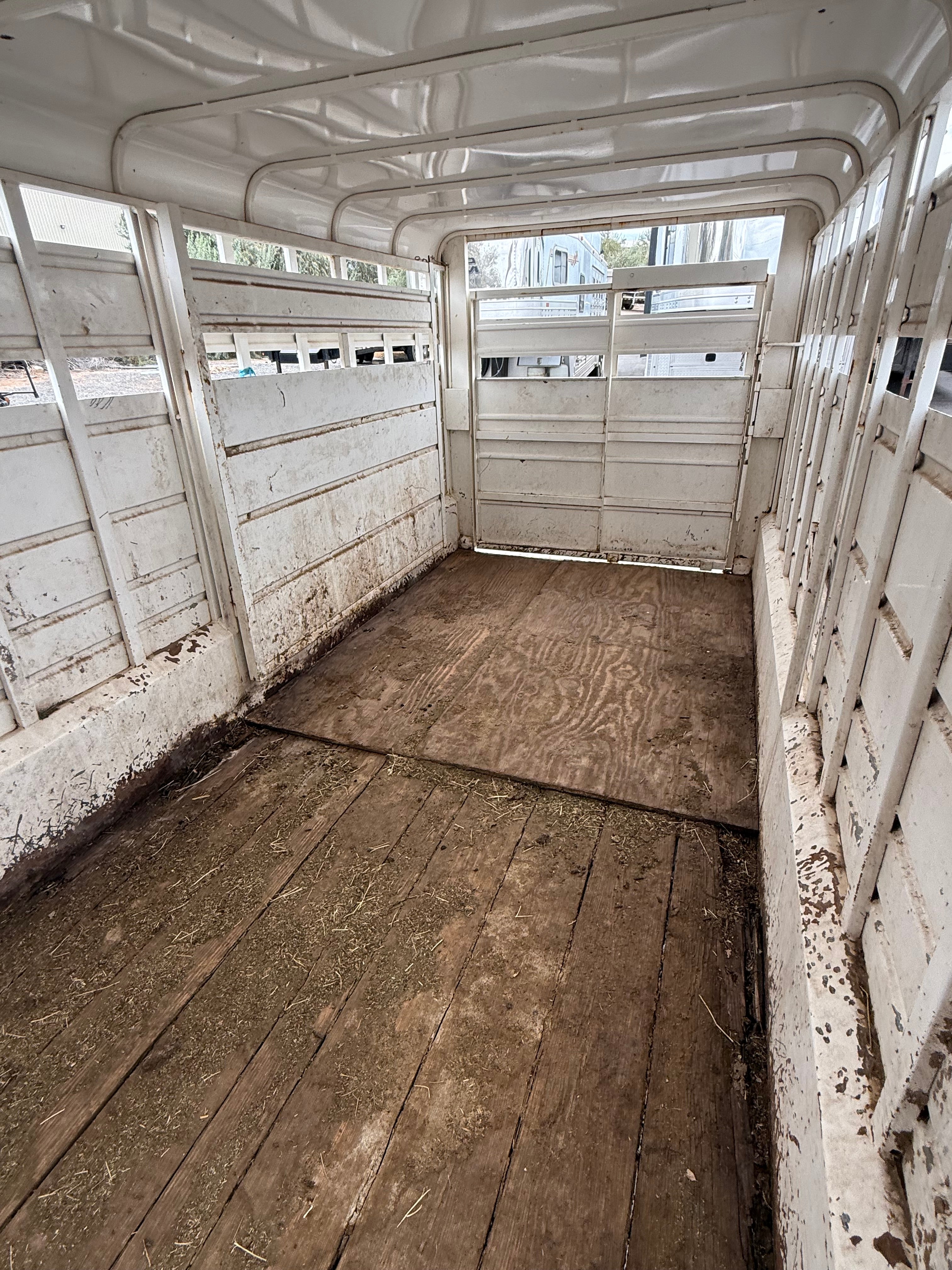 2009 Donahue Stock Trailer #21292