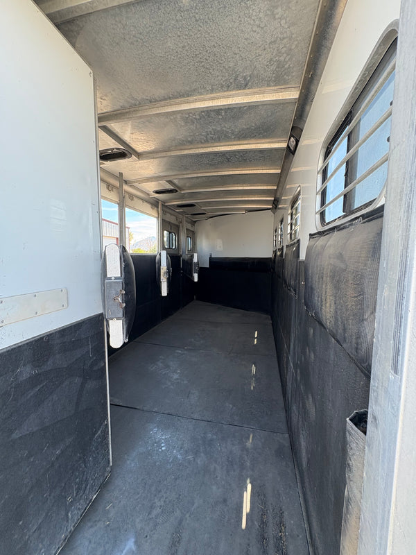 2000 Sundowner 4 Horse Trail Blazer LQ