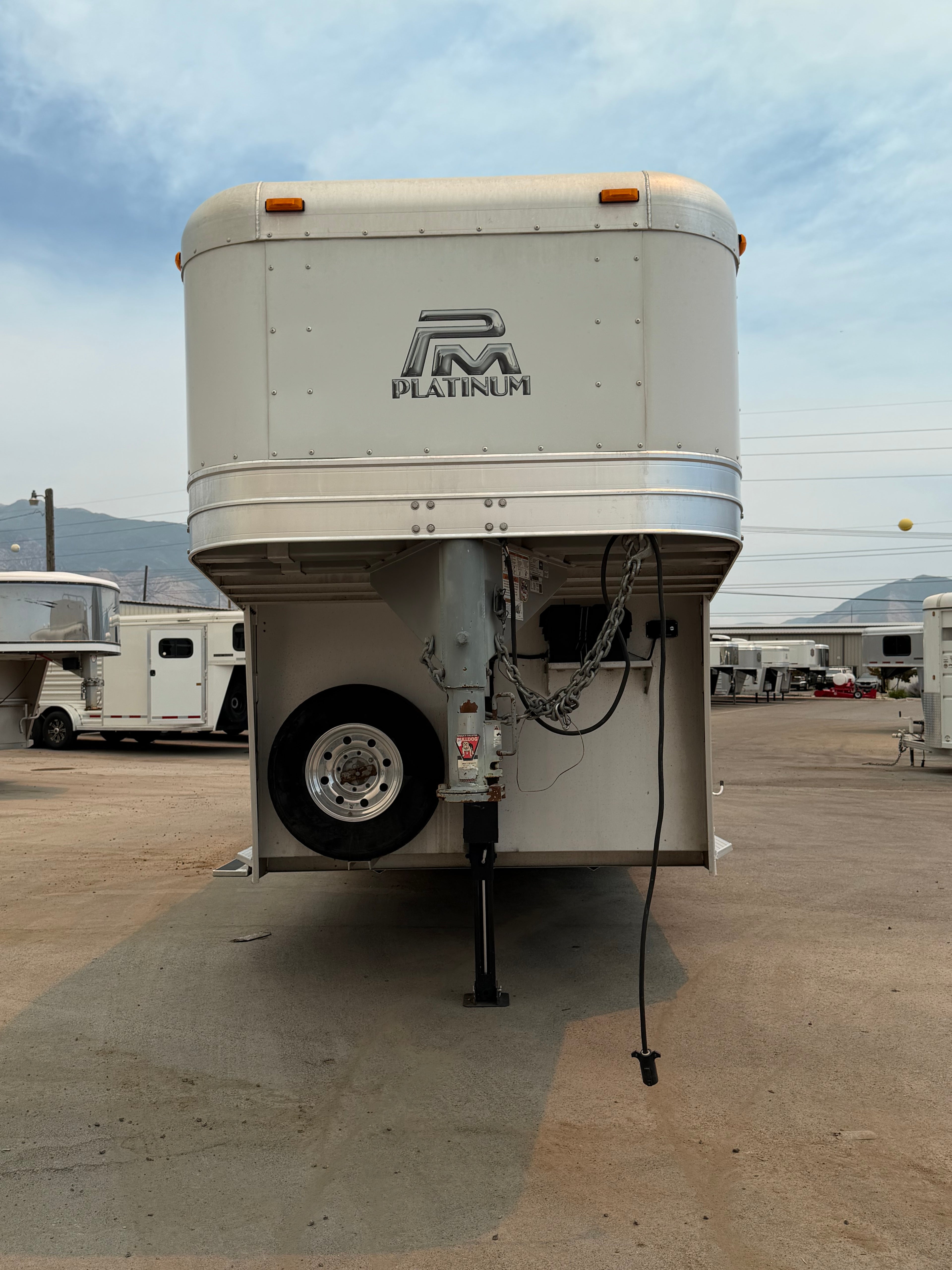 2018 Platinum 4 Horse Gooseneck