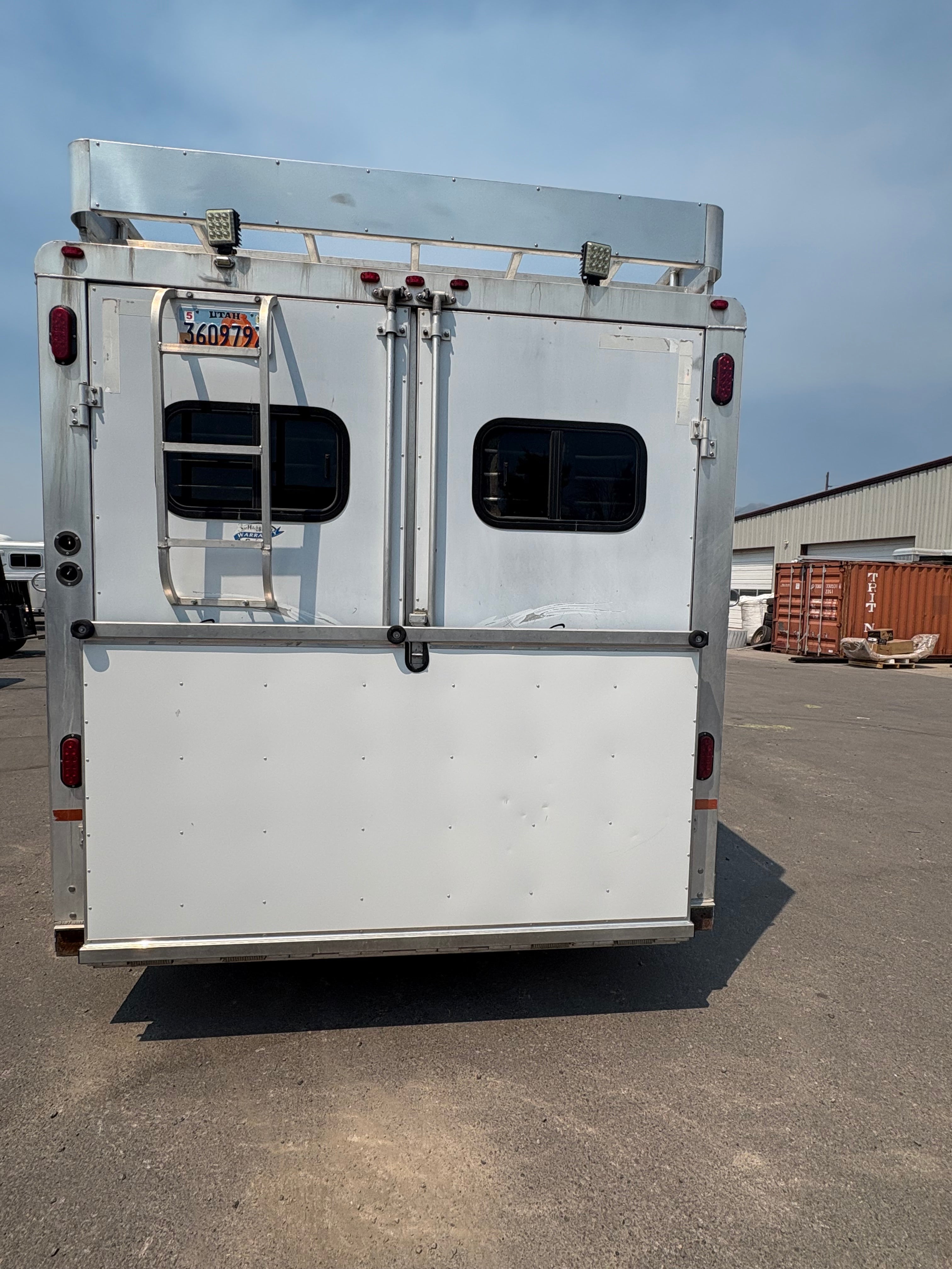 2002 Sundowner 4 Horse LQ